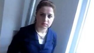 Турецкий мужик трахнул симпатичную девушку - порно видео